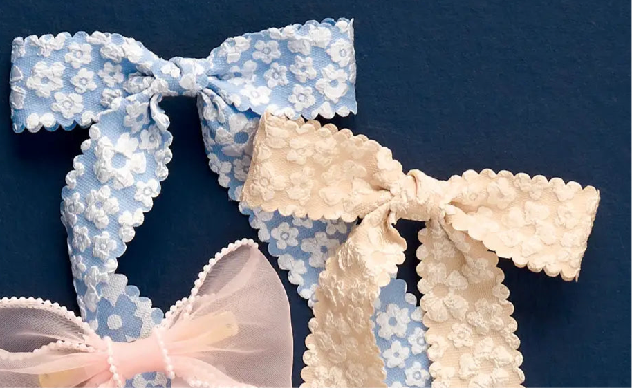 Flower Scallop Hair Bow