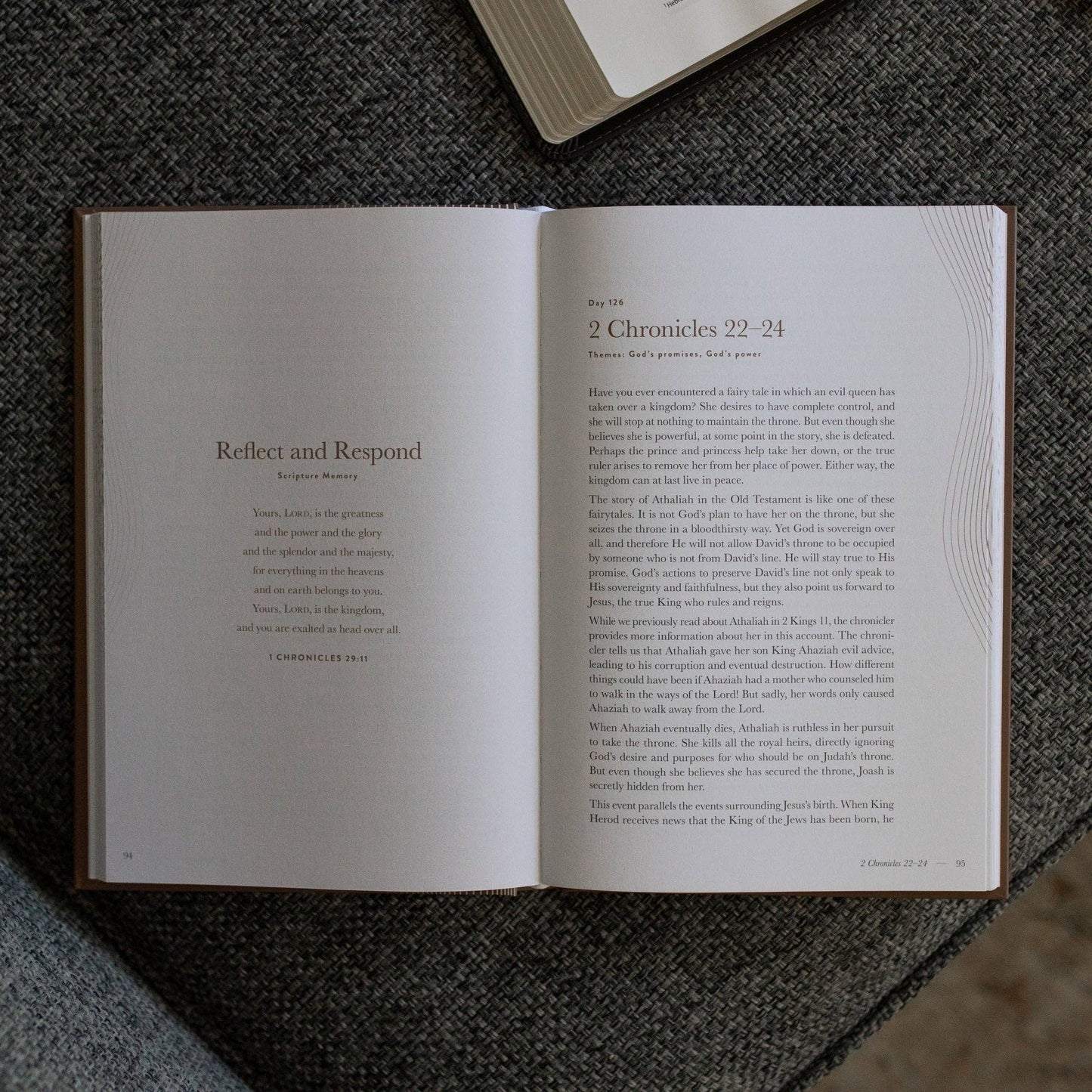 A Year in the Bible Volume 2: 1Kings-Psalms | Men's Study
