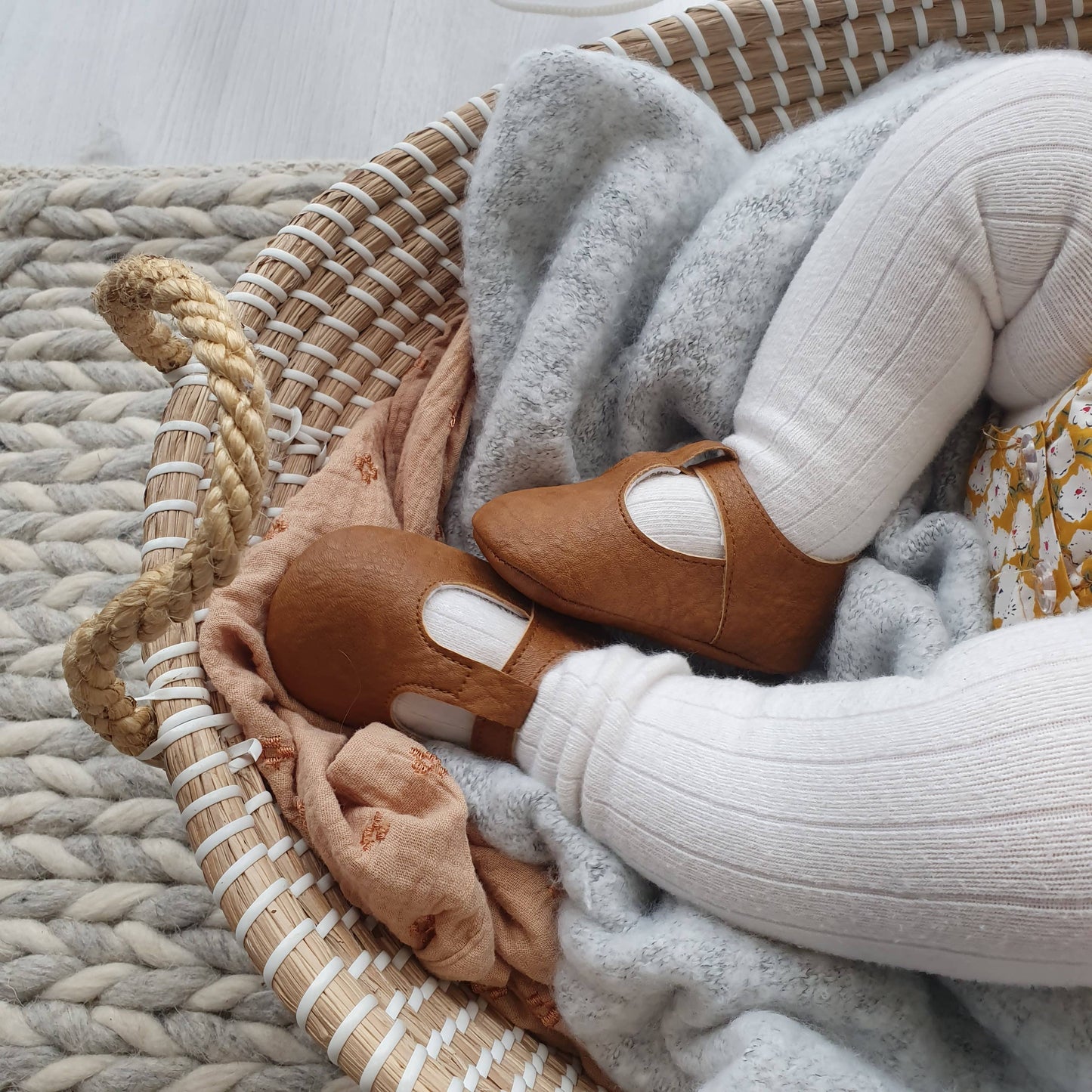 MOXY | Baby shoes, toddler shoes, neutral colors