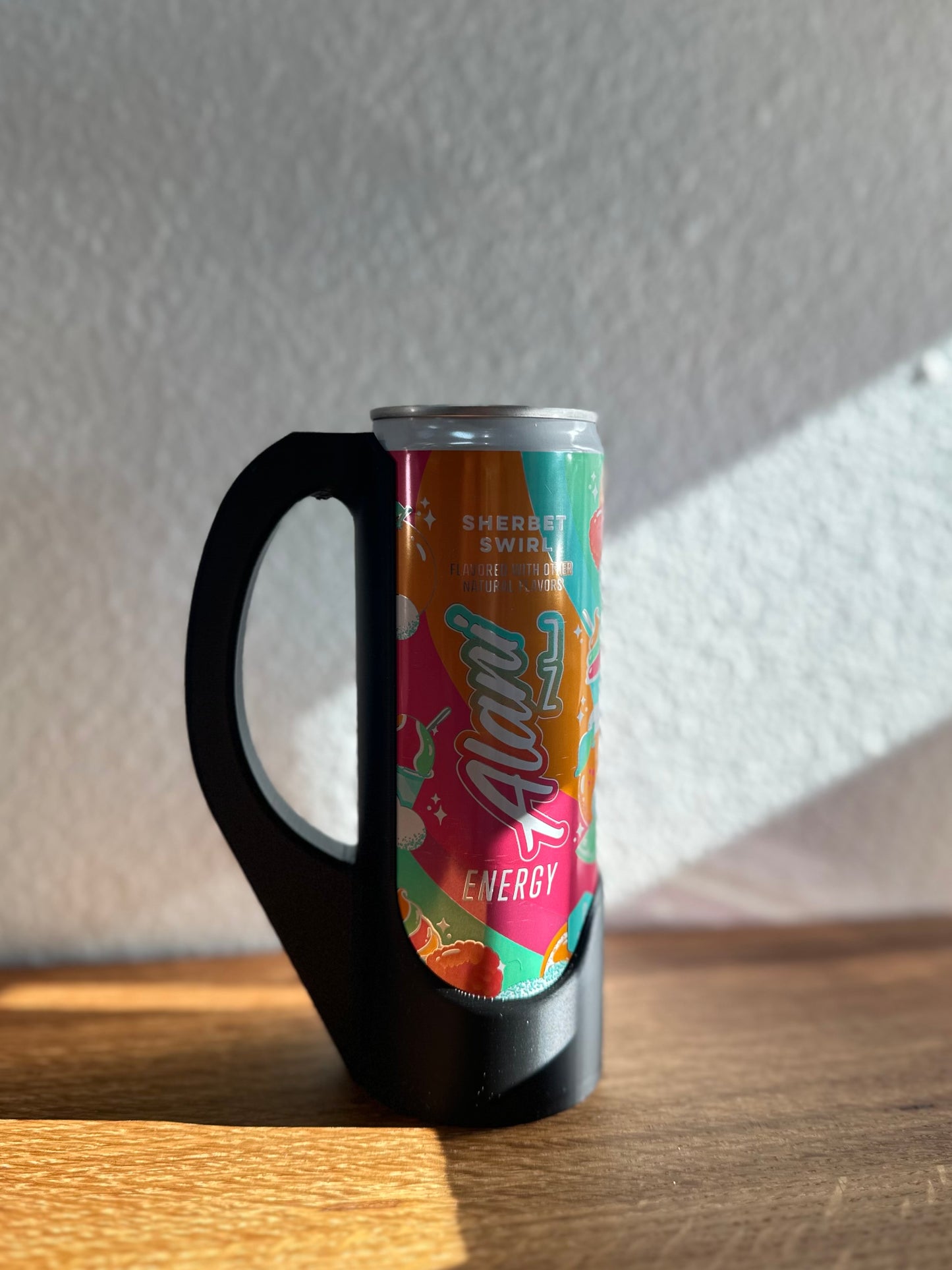 Sipzey Skinny Can Handle