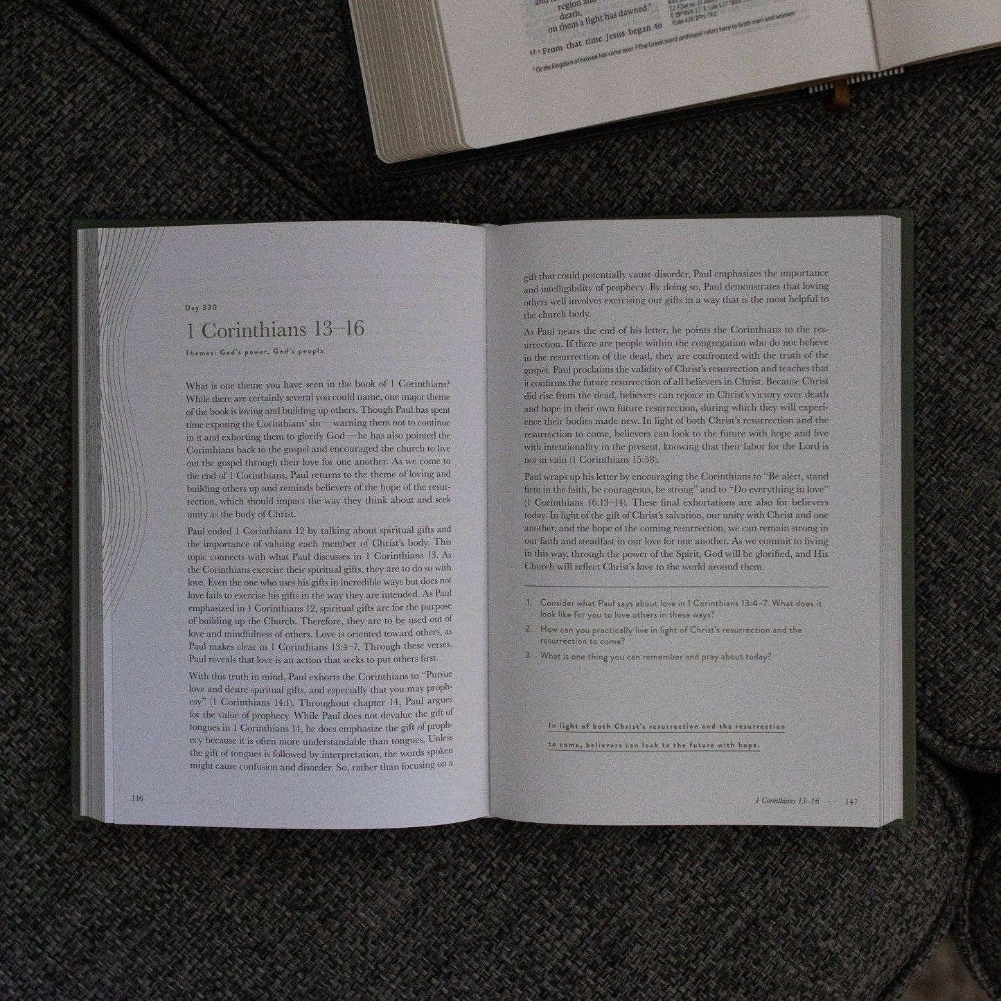 A Year in the Bible Volume 4: Matthew-Revelation | Men's Study