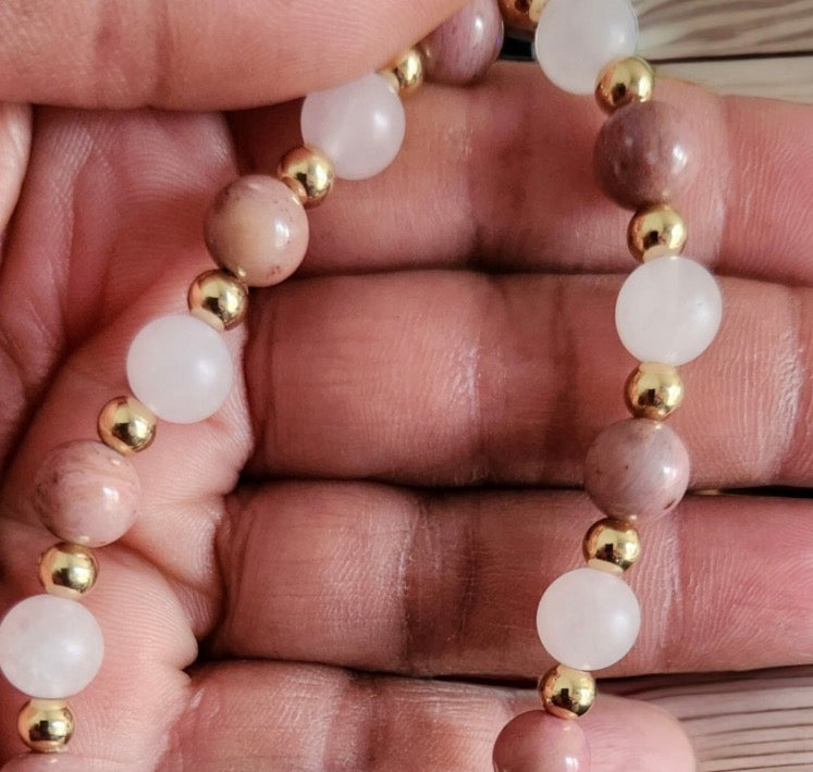 Café Beaded Stone Bracelet