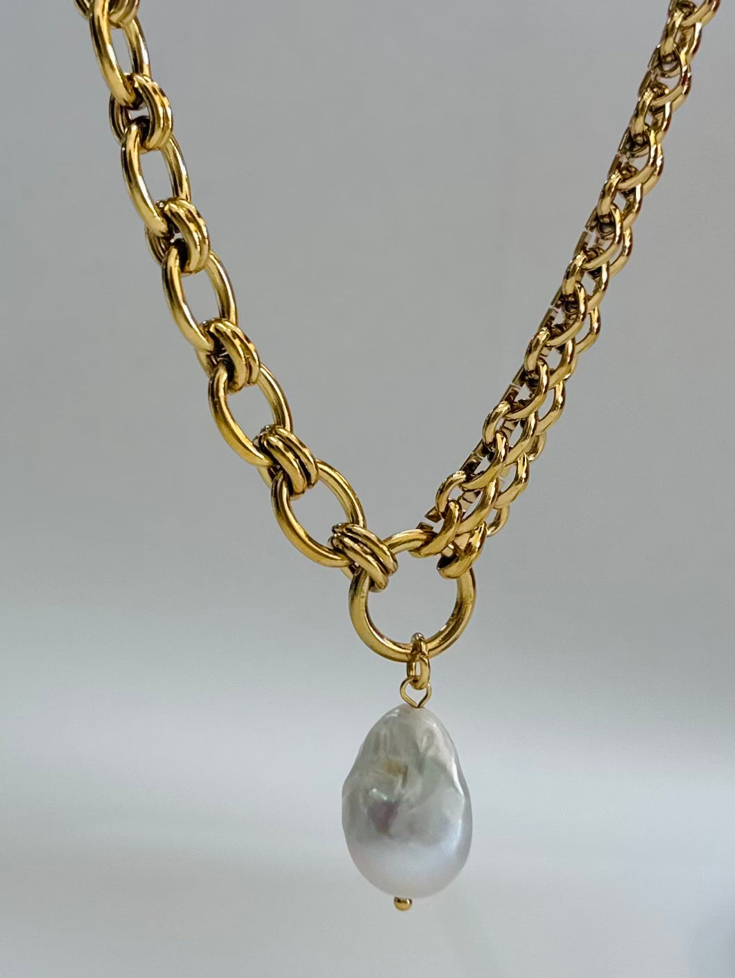 Luminous Amber Necklace