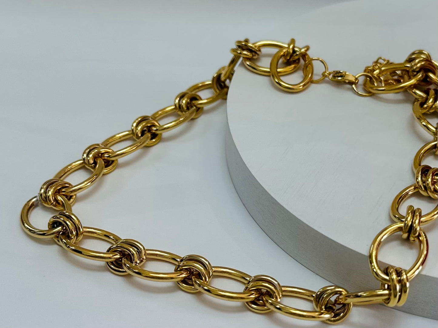 Golden Link Necklace