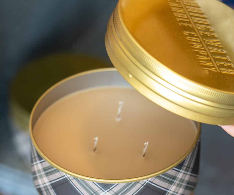 Afternoon Retreat Tin Candle