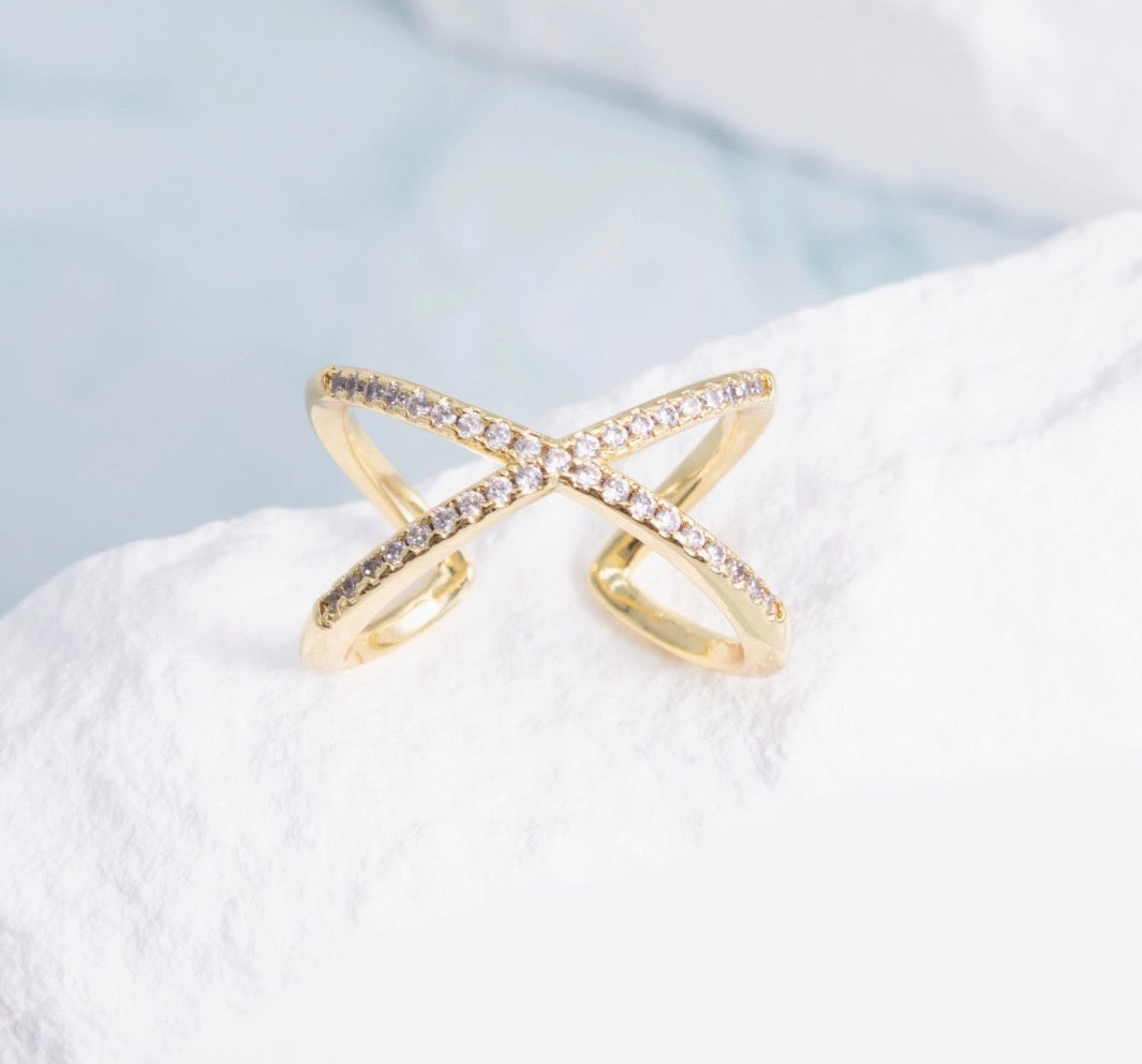 Criss Cross Pave Ring