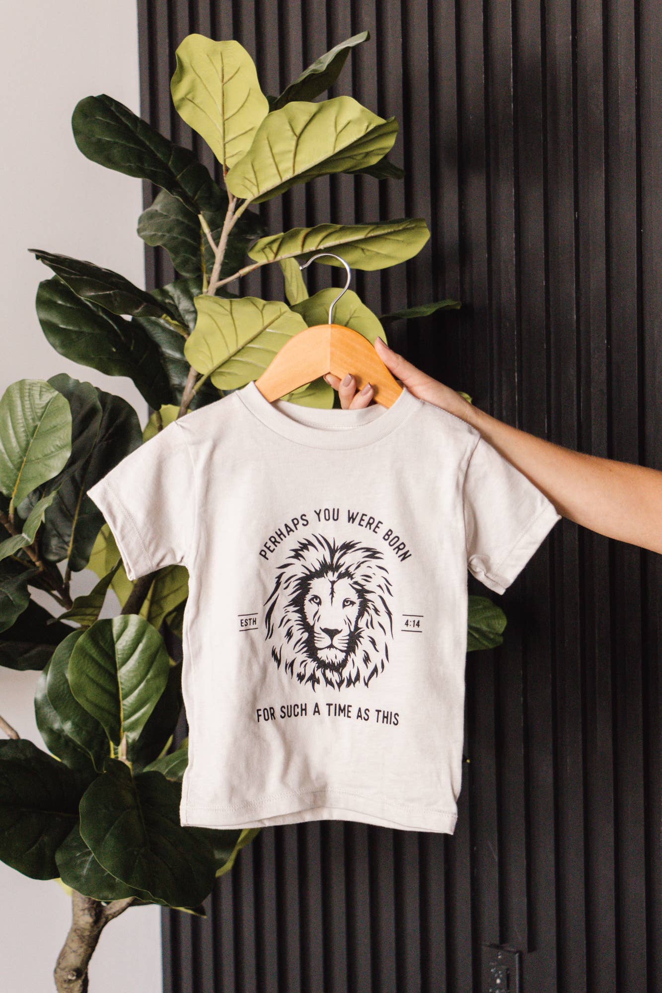 Lion Graphic Kids Tee