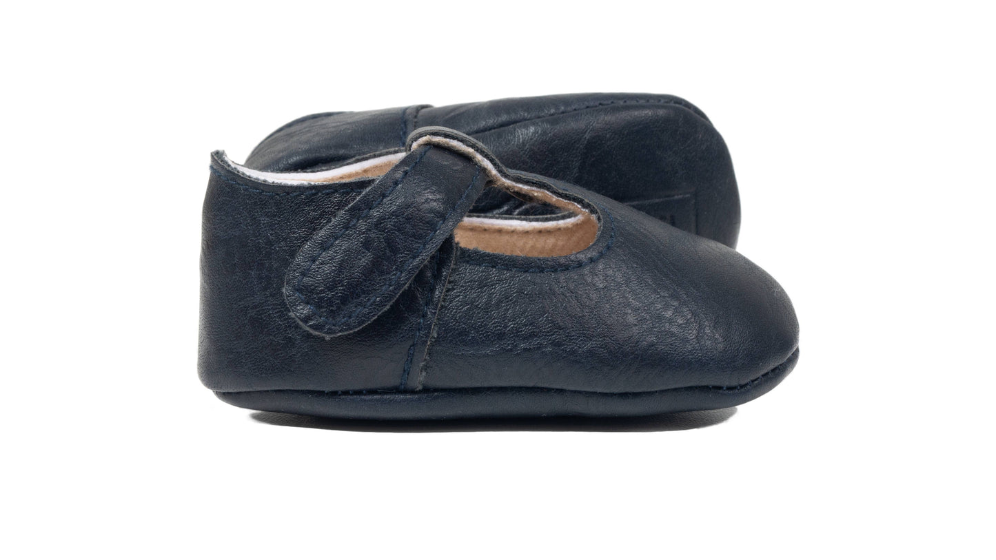 MOXY | Baby shoes, toddler shoes, neutral colors