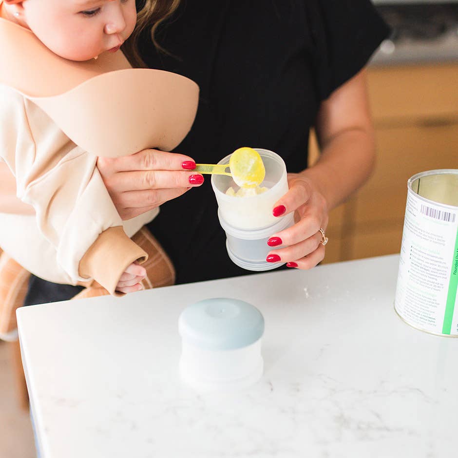 ON-THE-GO Formula Dispensers Beige