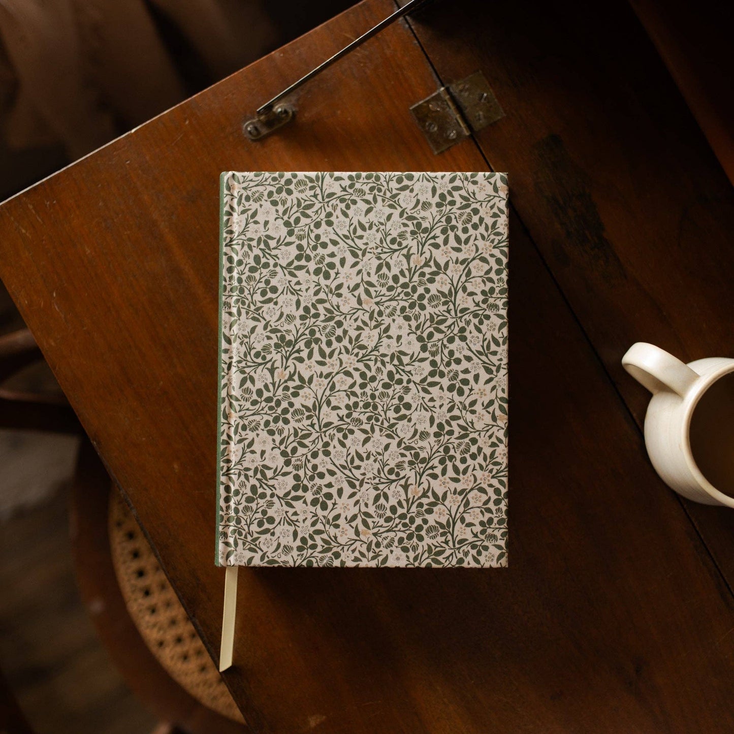 ESV Bible: Clover
