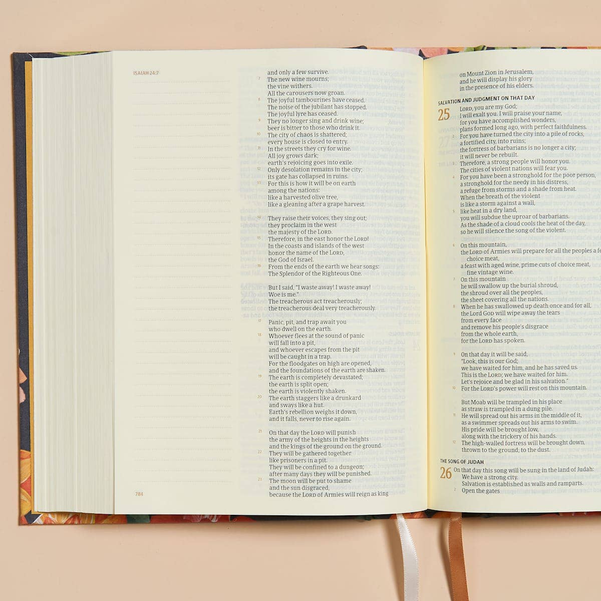 CSB Notetaking Bible | Dahlias
