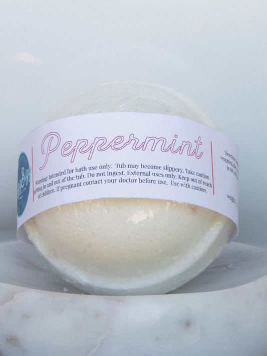 Fizz Bizz Peppermint Bath Bomb