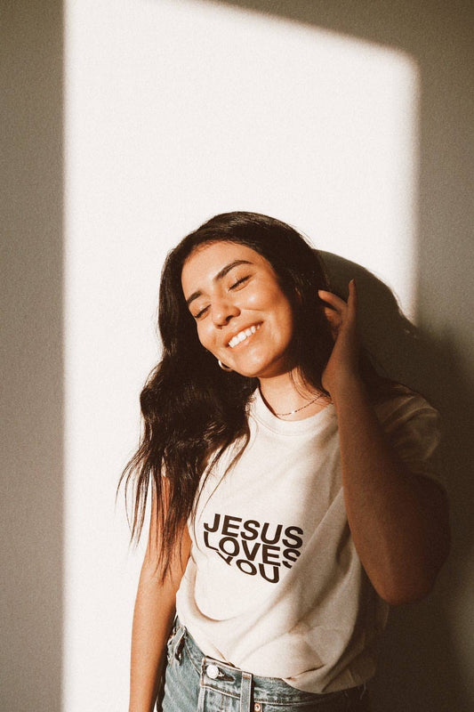 Sand Tan »Jesus Loves You« Tee