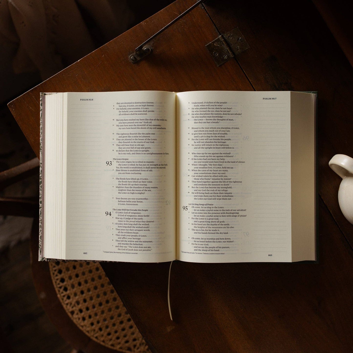 ESV Bible: Clover