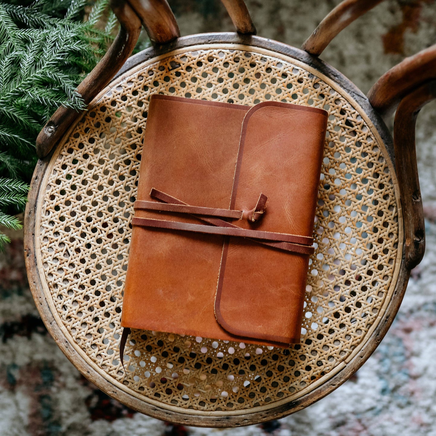 ESV Single Column Large Print Journaling Bible® 