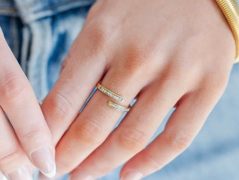 Parallel Pavé Ring