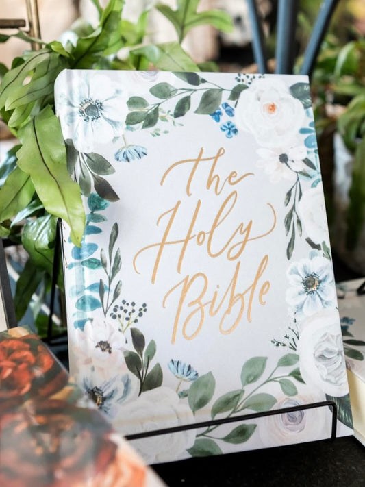 ESV Journaling Bible: Victoria Theme