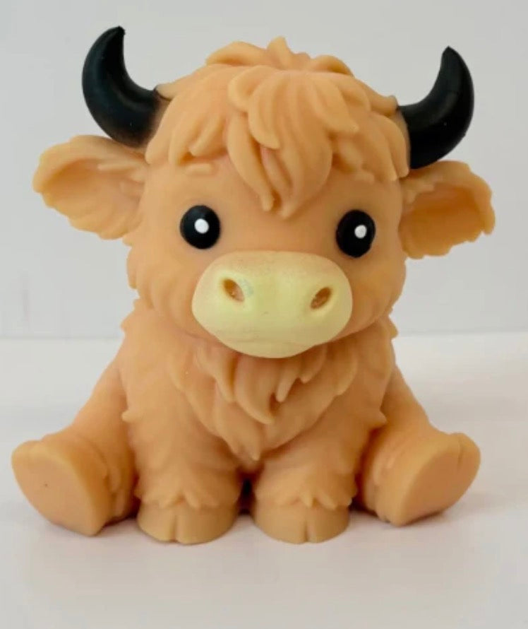Pudgiez Highland Cow