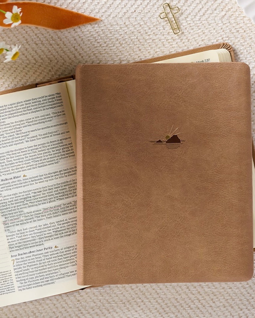 NLT Notetaking Bible: Galilee Theme