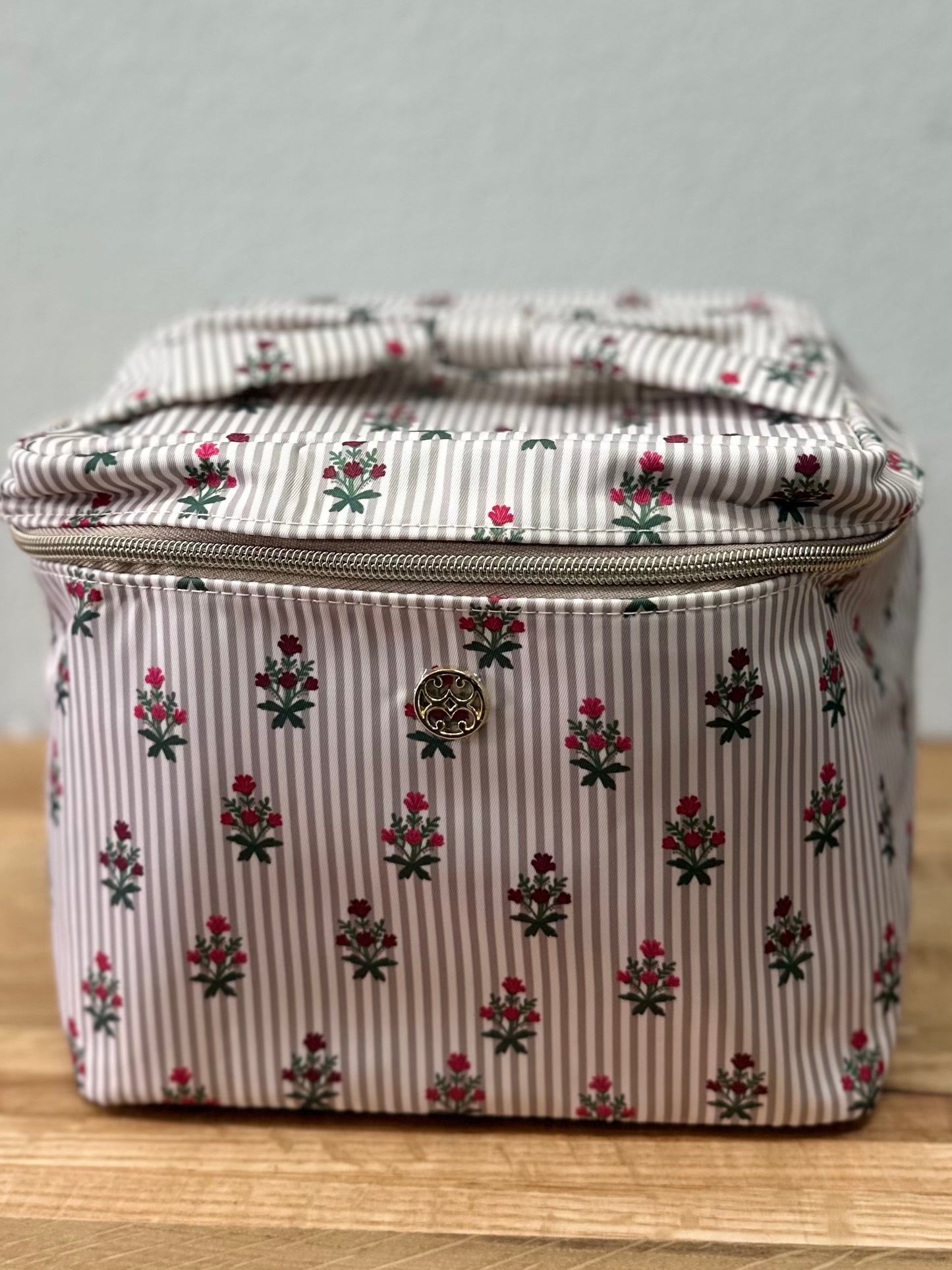 Ultra Glam Cosmetic Bag