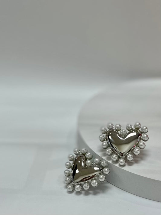 Pearl Mini Heart Earrings