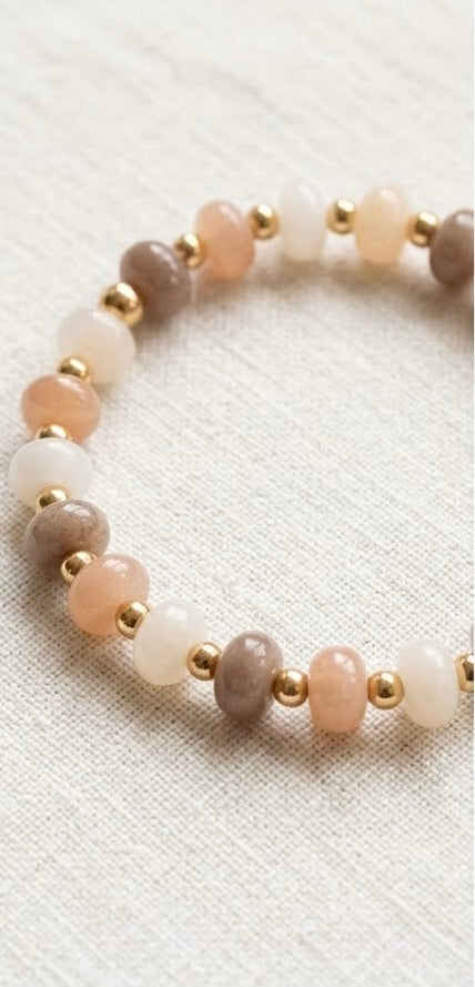 Café Beaded Stone Bracelet