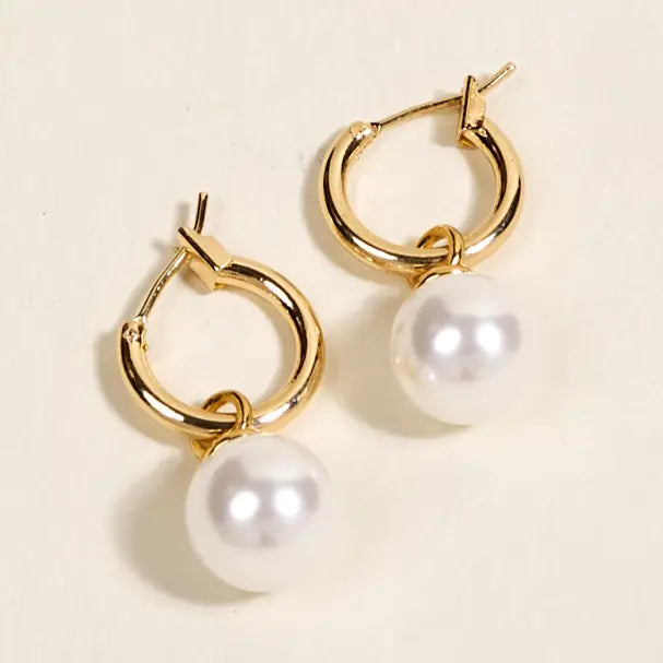 Emma Pearl Earrings